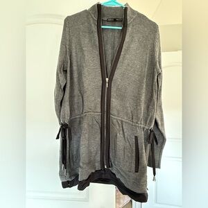 Long zip up sweater with pockets